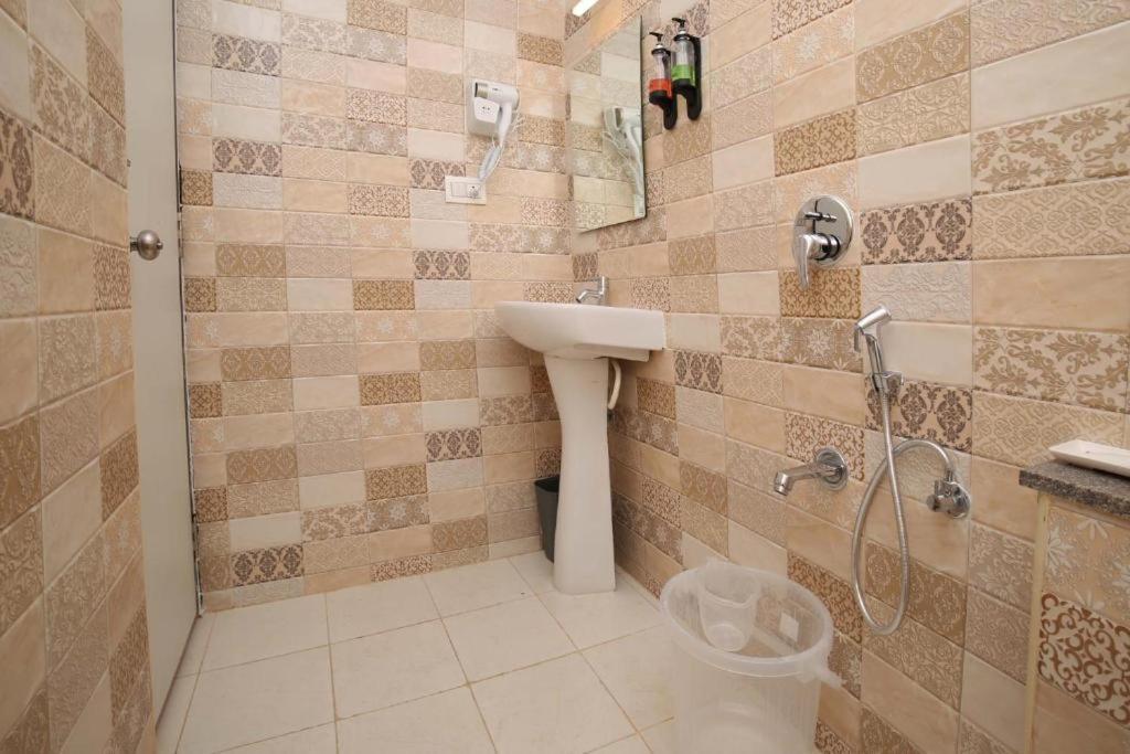 Blossom Suites Бангалор Екстериор снимка
